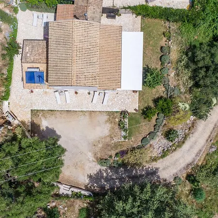 Σπίτι διακοπών Antinioti Lake Αχαράβη